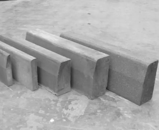 RCC Cement Kerb Stone